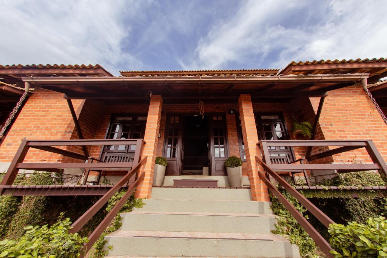 Inn Colina 2*